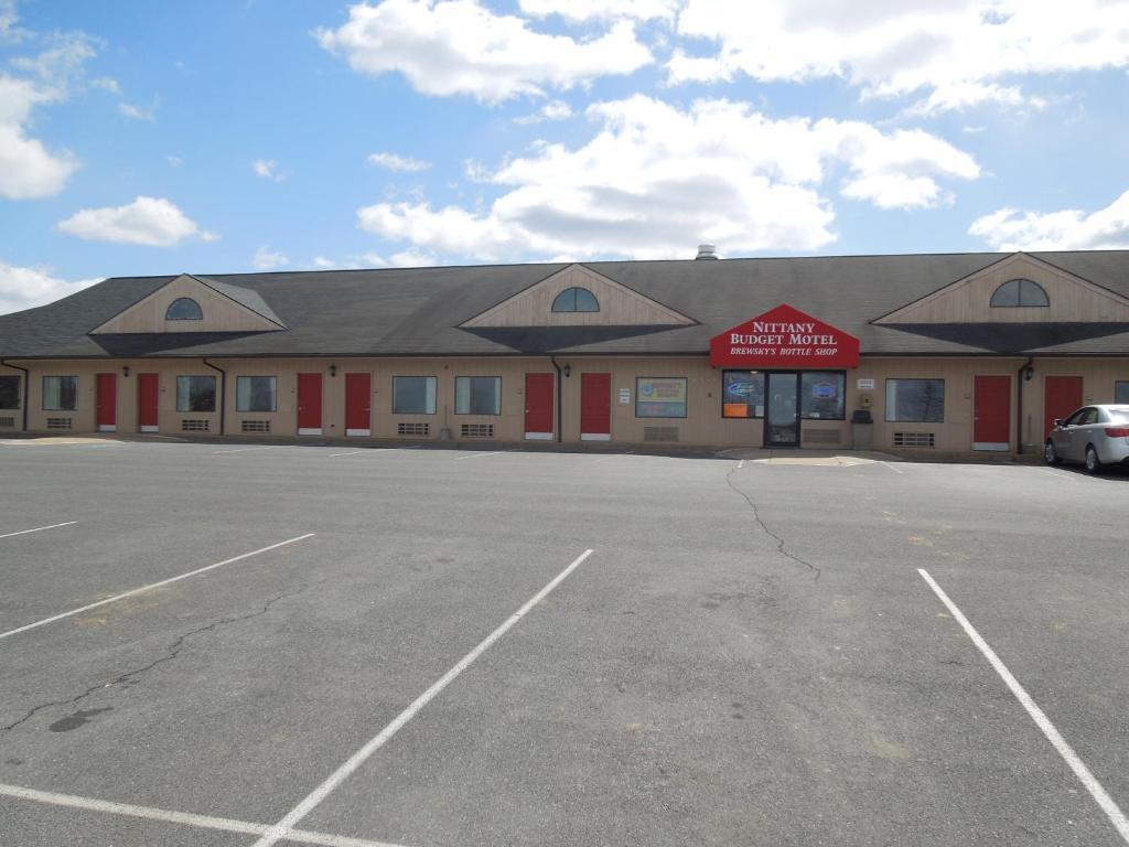 Nittany Budget Motel Стейт Колледж Экстерьер фото
